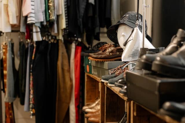 The mall manager was concerned as all three shops for rent got men’s wear as tenants