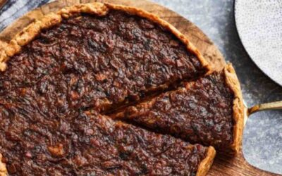 Juicy and spicy onion pie